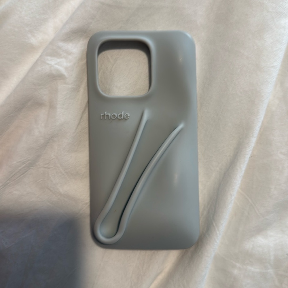 Rhode IPhone 15 Pro Case in Gray